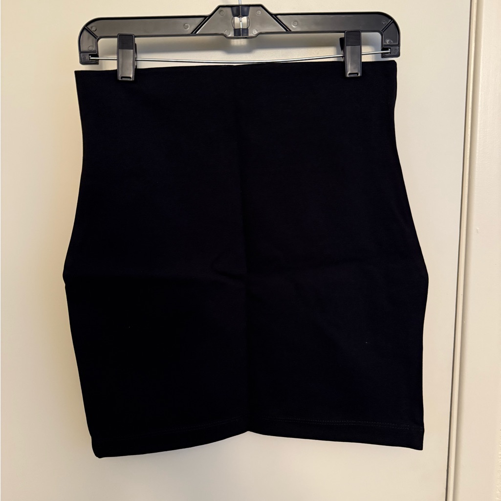 Black Medium Skirt